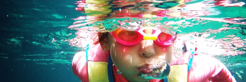 children_swimming_goggles