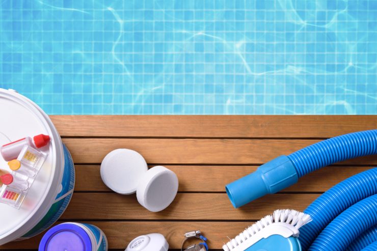 pool-cleaning-set-header